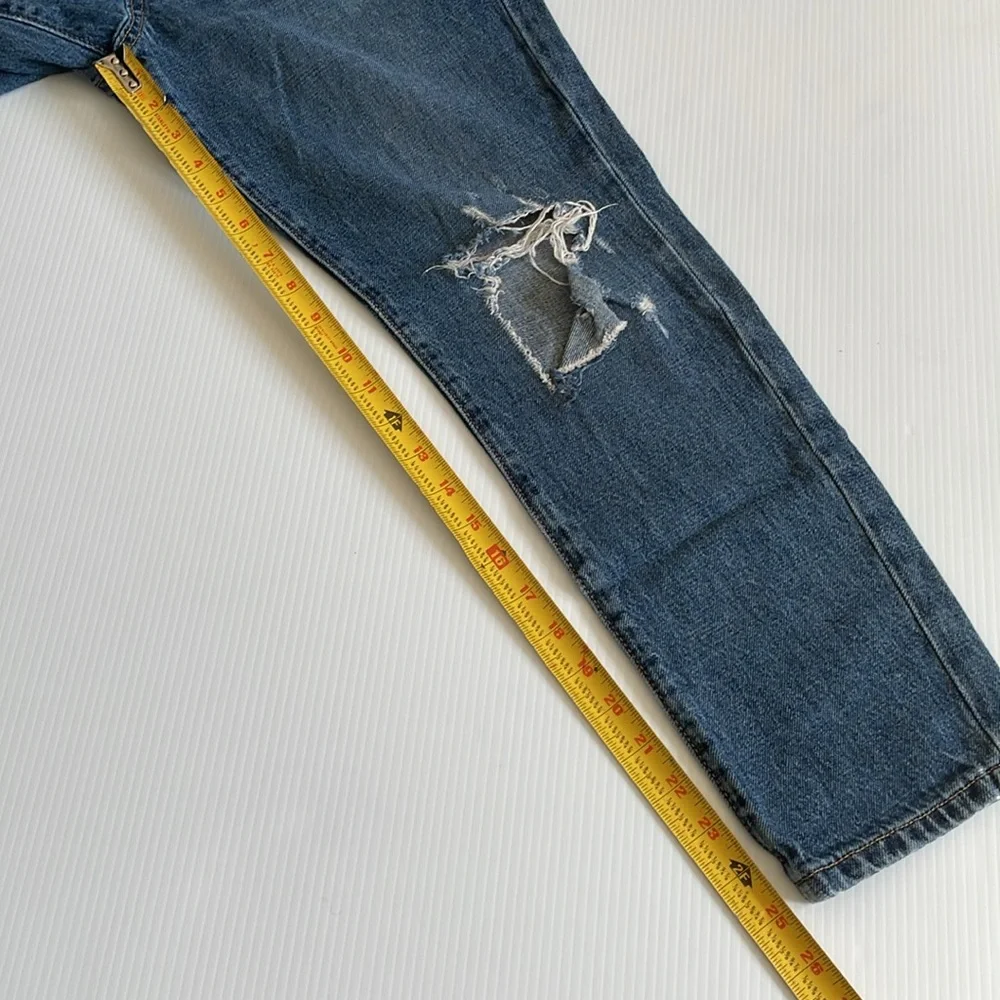 Old Navy super distressed high rise, straight leg, button fly jeans. Girls 14